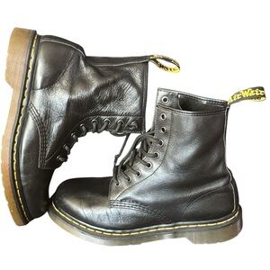 Black Leather Dr. Martens Soft Leather AW004